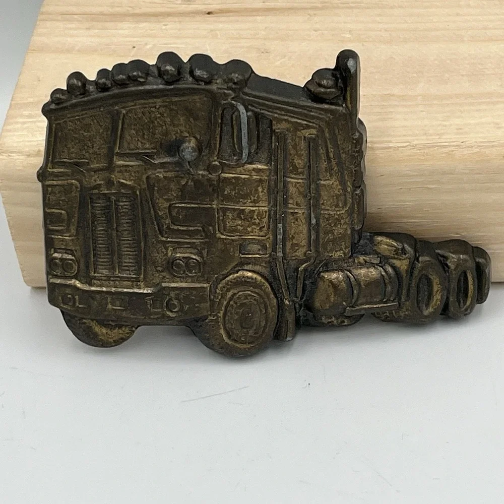 Rare Vintage SOLID BRASS Belt Buckle MAC TRUCK Semi‎